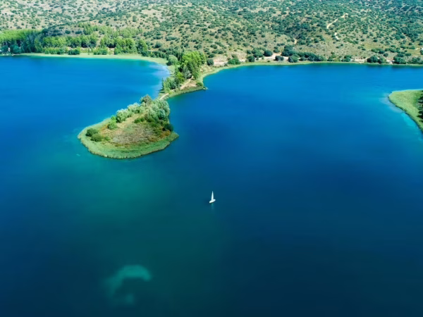 Laguna Colgada, Parque Natural Lagunas de Ruidera, viaje organizado para jubilados por viajes claira